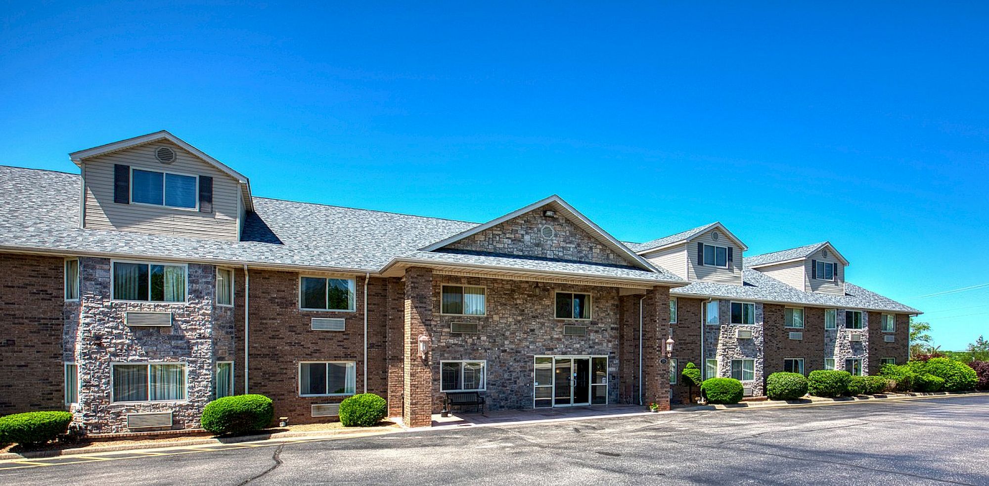 All Towne Suites, St. Robert, Missouri