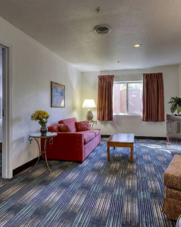 All Towne Suites, St. Robert, Missouri