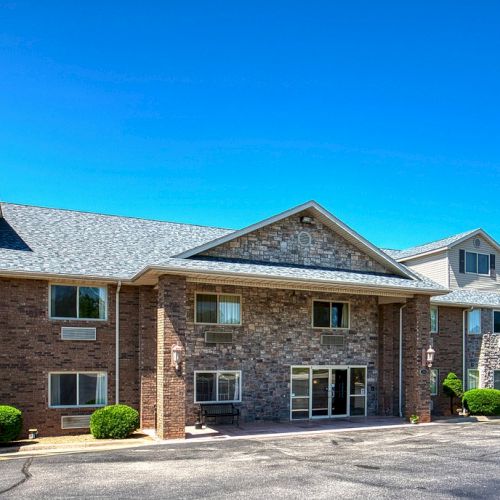 All Towne Suites, St. Robert, Missouri